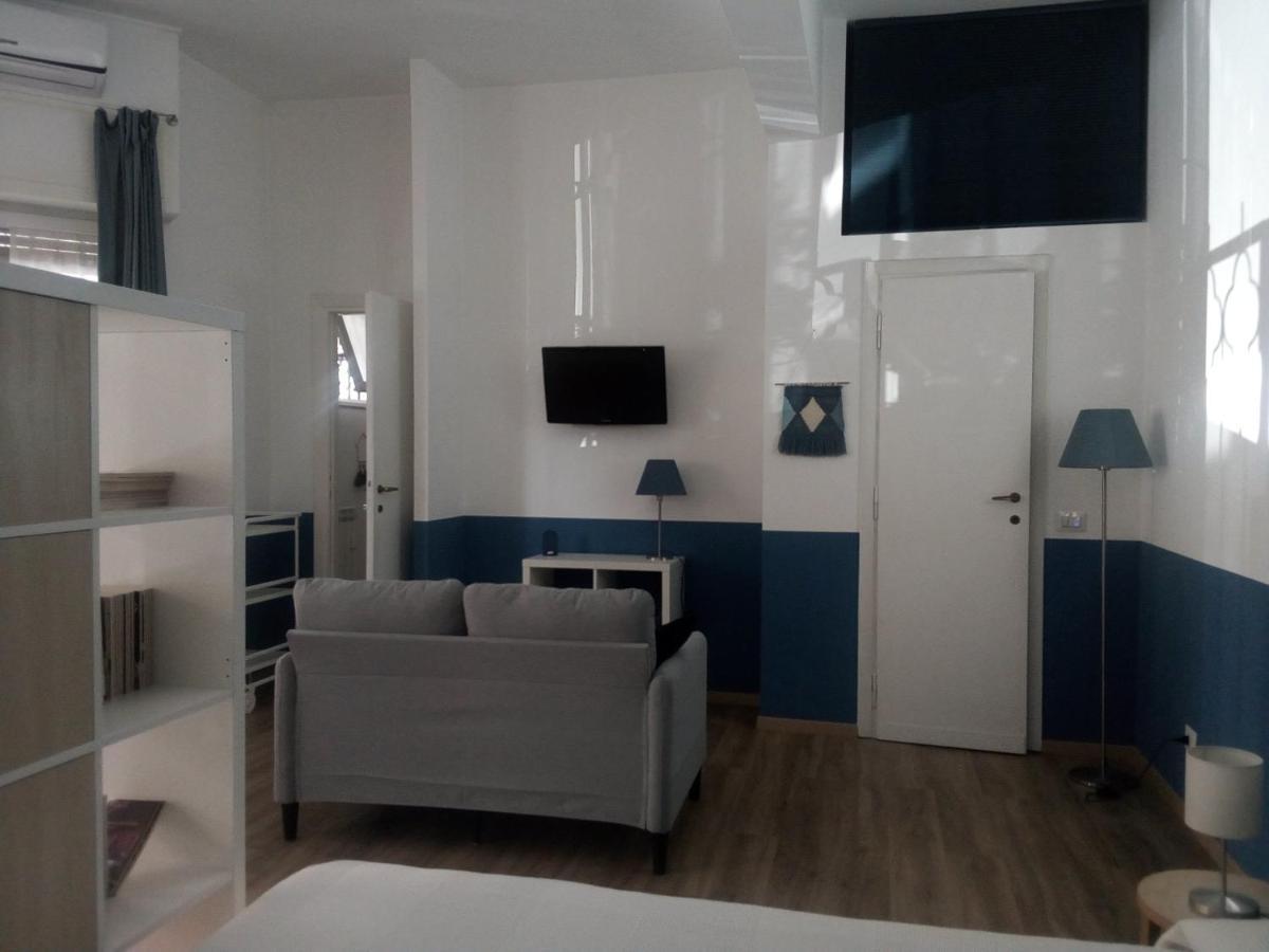 La Casa Blu Roma